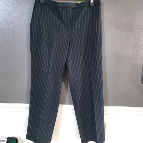 SAG HARBOR Slimming Menswear Pinstripe Pant 14P - Picture 1 of 8